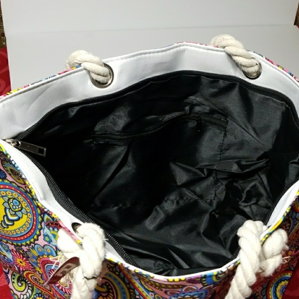 Handbag - Picture 3 of 5